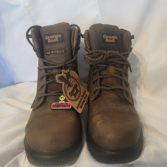 Size 8 1/2 wide color brown. - Picture 2 of 12